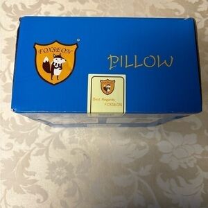 Foxseon travel neck pillow. Head, lower jaw and shoulder support. $15